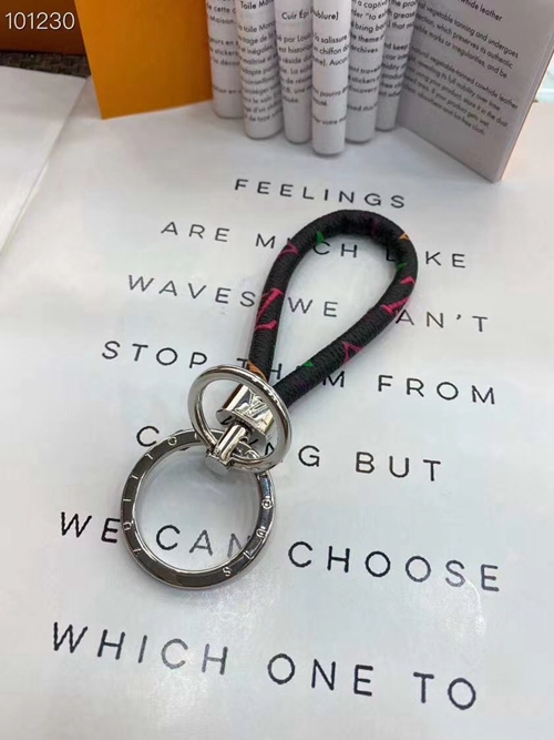 ブランドキーホルダー背面デザイン